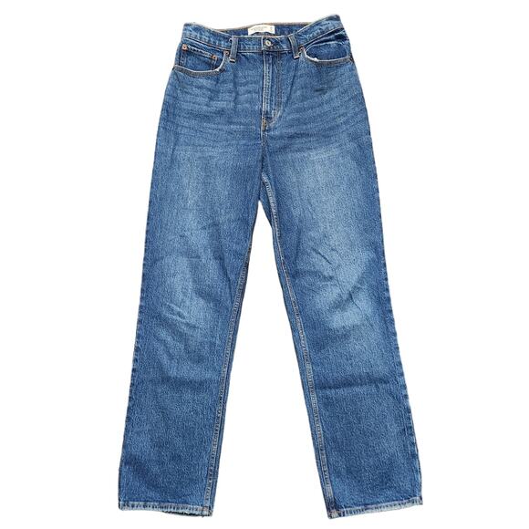 Abercrombie & Fitch Denim - Abercrombie & Fitch The '90s Straight Ultra High Rise Curve Love Jeans Size 28